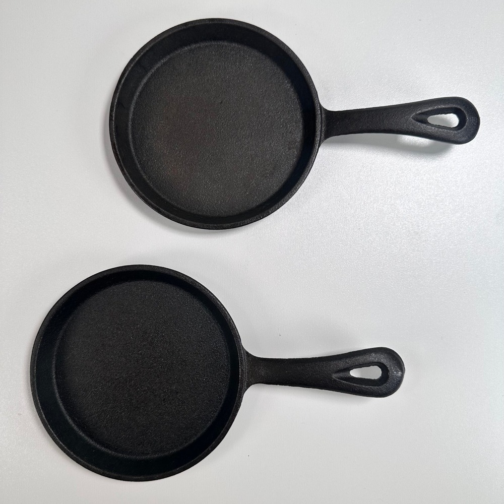 Vintage Mini Egg Skillet Cast Iron 5" Black Rustic 2 Piece Set Pan Farmhouse